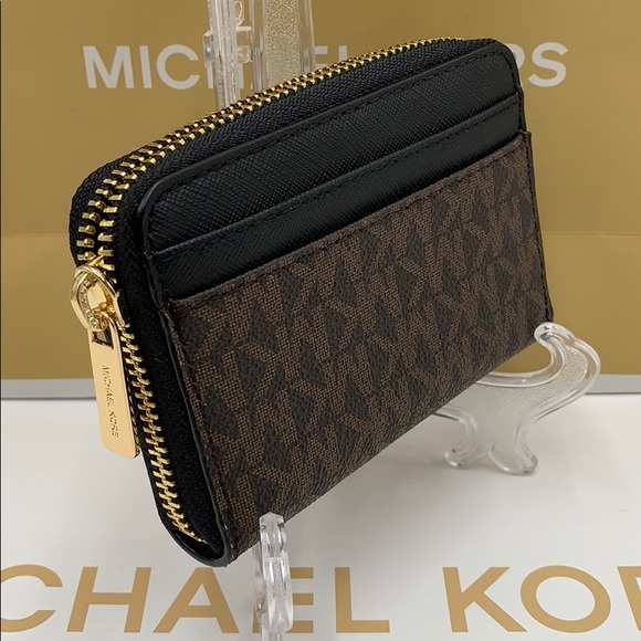 MICHAEL KORS JET SET TRAVEL MD ZA CARD CASE - Picture 16 of 16